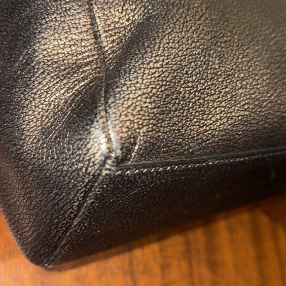 Coach  Madison metallic golden bronze satchel  Crossbody bag gunmetal hardware - Picture 10 of 17